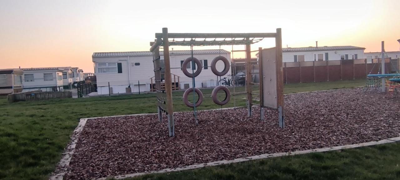 Przytulny Domek Holenderski Z Podgrzewanym Odkrytym Basenem Do Dyspozycji Gosci De Haan Kültér fotó